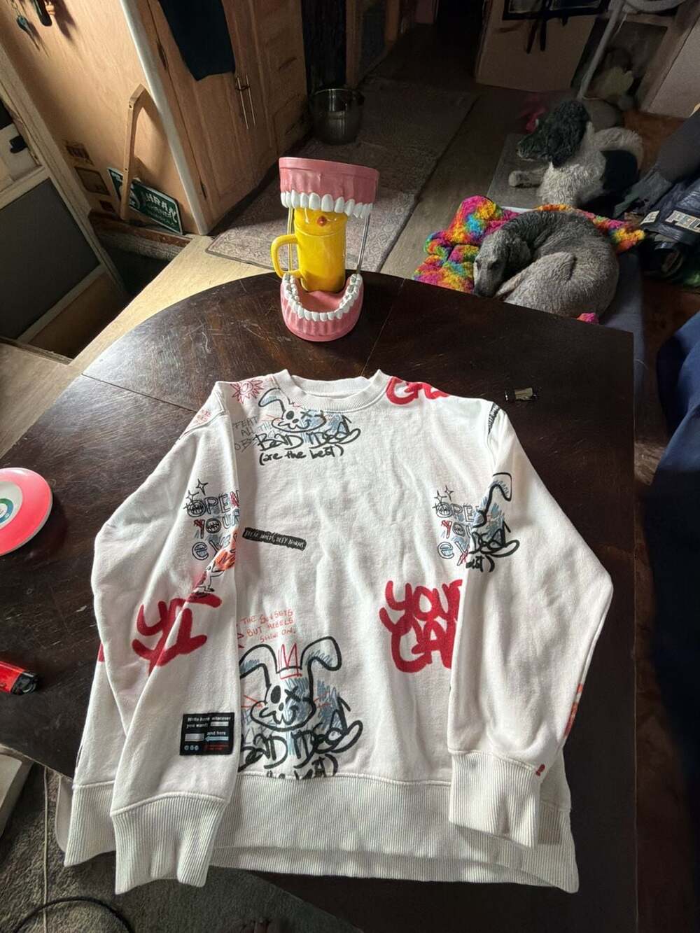 Zara Graffiti Sweatshirt Size 13-14 CM 164 White Graphic Pullover